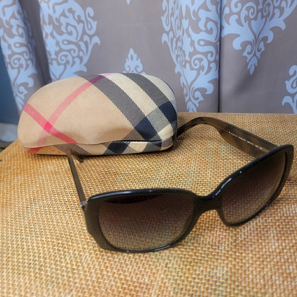 Burberry sunglasses
